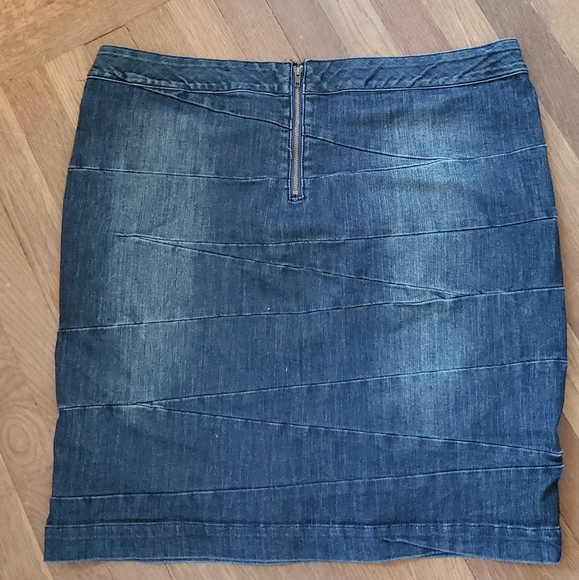 Lane Bryant denim skirt - Picture 2 of 3